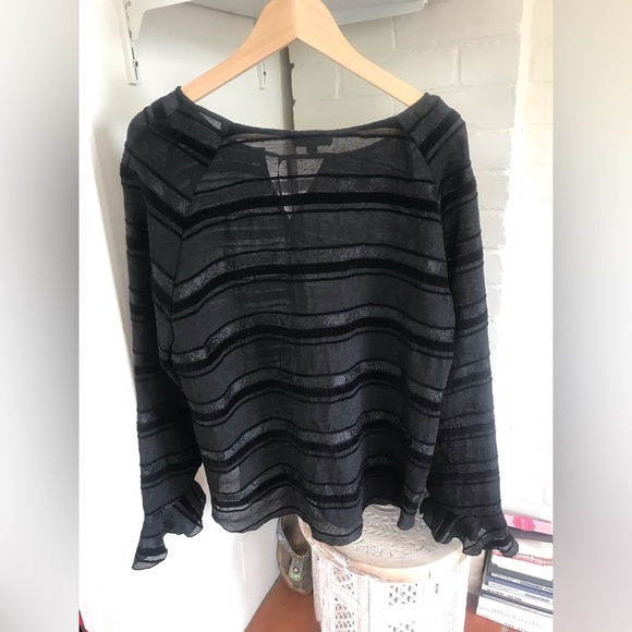 Pierre Cardin Blouse - Picture 3 of 3